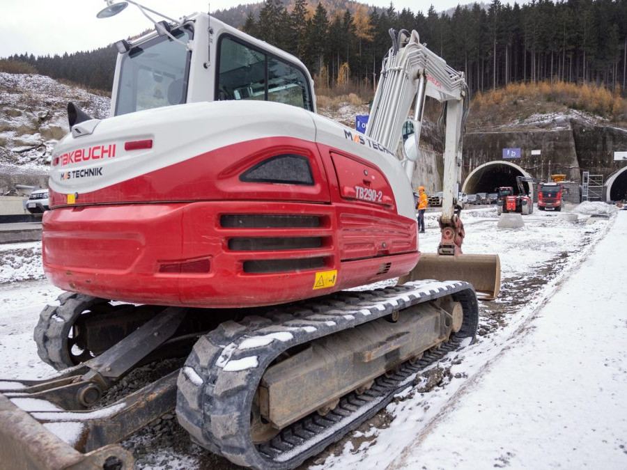 Po 13 rokoch sa stavba blíži do finále: Obchvat Ružomberka odľahčí premávku, výstavbu komplikovalo viacero faktorov