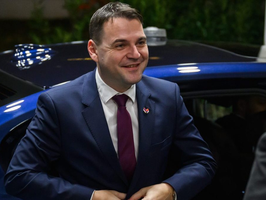 Na snímke Petr Macinka.