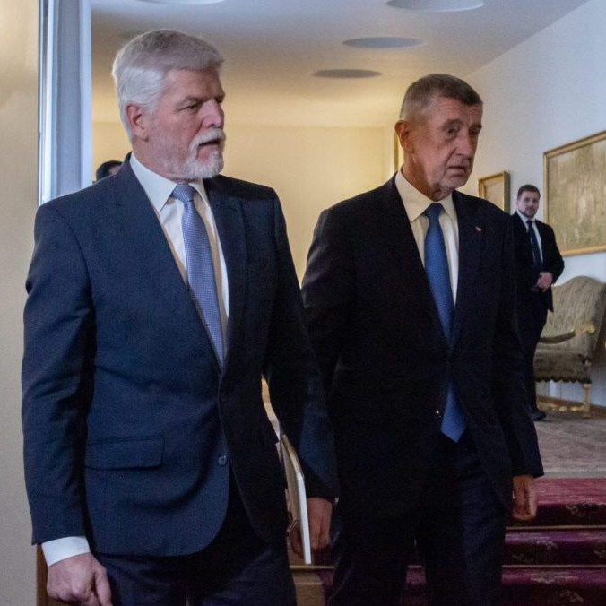 Český prezident Petr Pavel privítal na Pražskom hrade českého premiéra Andreja Babiša.