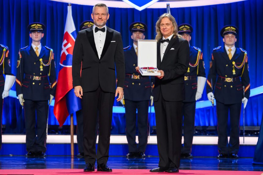 Jozef Sabov&Atilde;&Acirc;&Atilde;&Acirc;&shy;k si prebral z r&Atilde;&Acirc;&ordm;k prezidenta Peter Pellegriniho &Atilde;&Acirc;&iexcl;t&Atilde;&Acirc;&iexcl;tne vyznamenanie Rad &Atilde;&Acirc;&frac12;udov&Atilde;&Acirc;&shy;ta &Atilde;&Acirc;&nbsp;t&Atilde;&Acirc;&ordm;ra I. triedy.