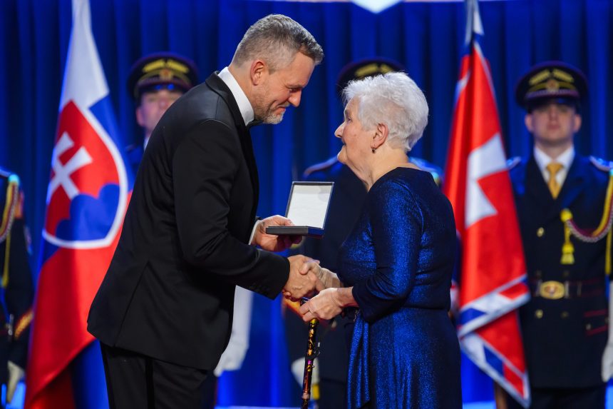 Elena Zimov&Atilde;&Acirc;&iexcl; a Peter Pellegrini.