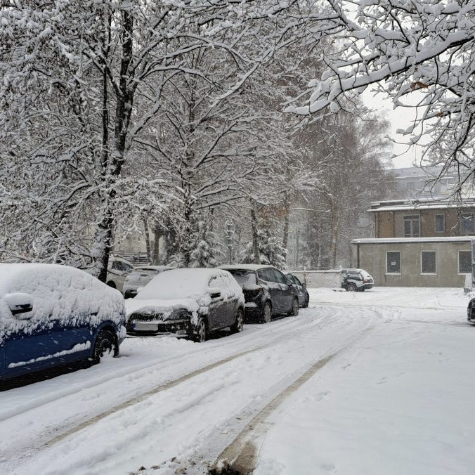 zasnežená cesta v Poprade