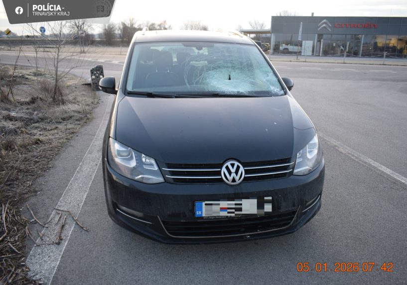 Na sn&Atilde;&Acirc;&shy;mke rozbit&Atilde;&Acirc;&copy; &Atilde;&Acirc;eln&Atilde;&Acirc;&copy; sklo osobn&Atilde;&Acirc;&copy;ho auta.