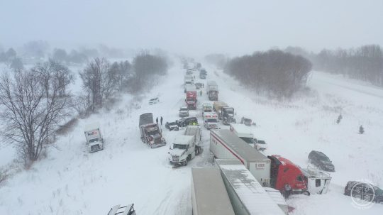 Na snímke nehoda v Michigane.