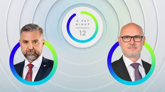 Hosťami diskusnej relácie O 5 minút 12 boli Tibor Gašpar a Branislav Gröhling