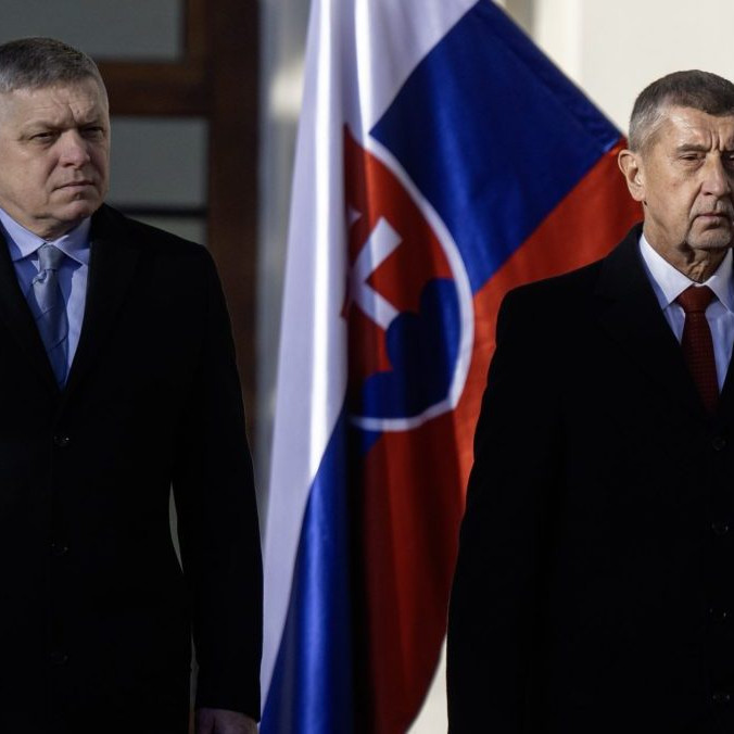 Zľava premiér SR Robert Fico a český premiér Andrej Babiš.