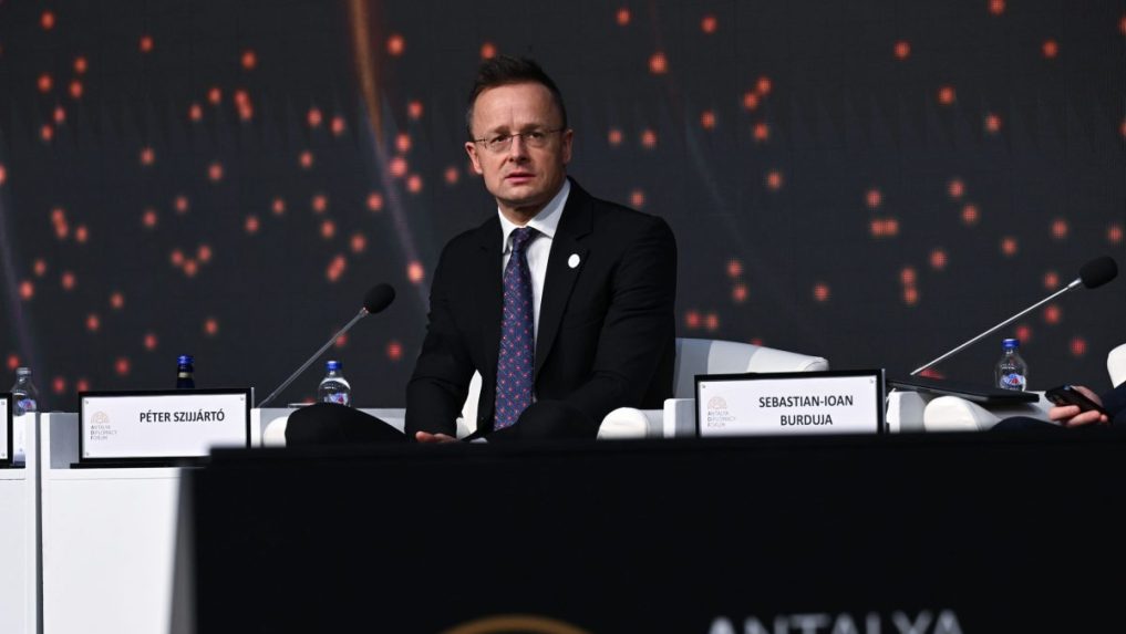 Maďarský minister zahraničných vecí Péter Szijjártó.