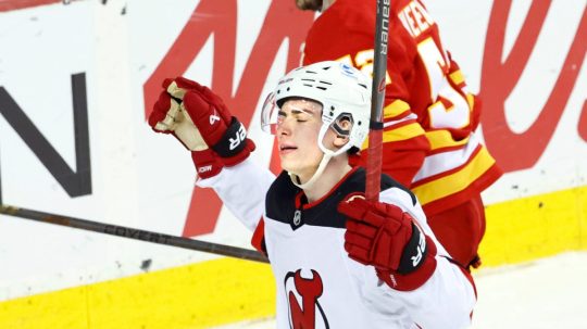 Slovenský hokejista v drese New Jersey Devils Šimon Nemec.