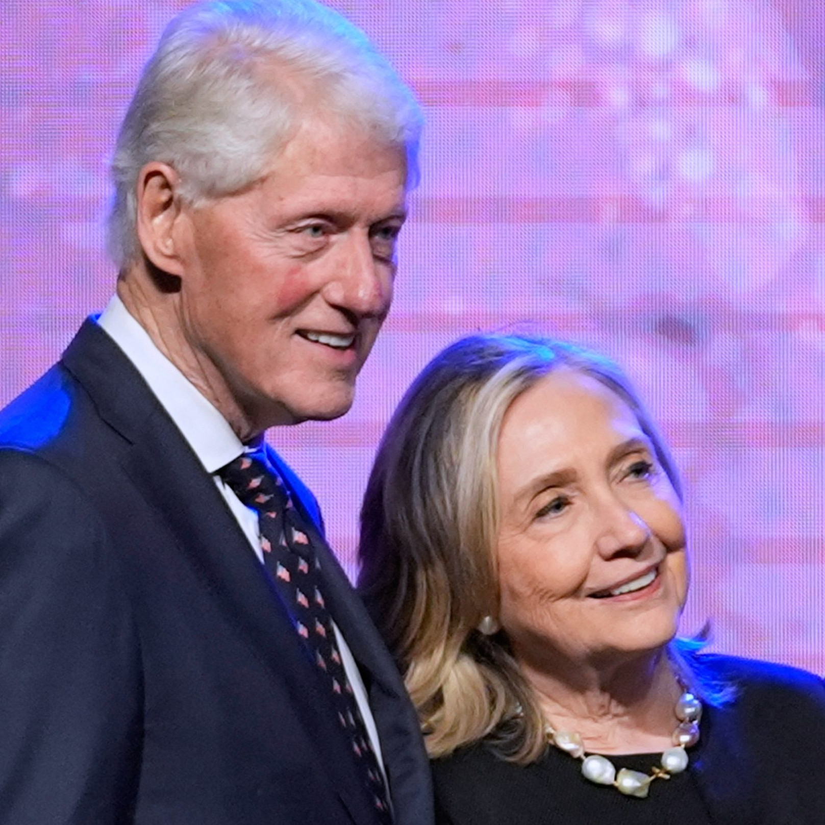 Bill Clinton a jeho manželka Hillary