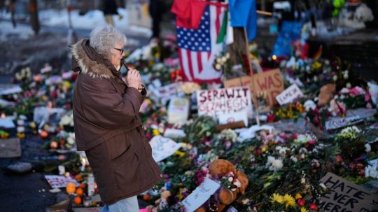 Na snímke provizórny pamätník.