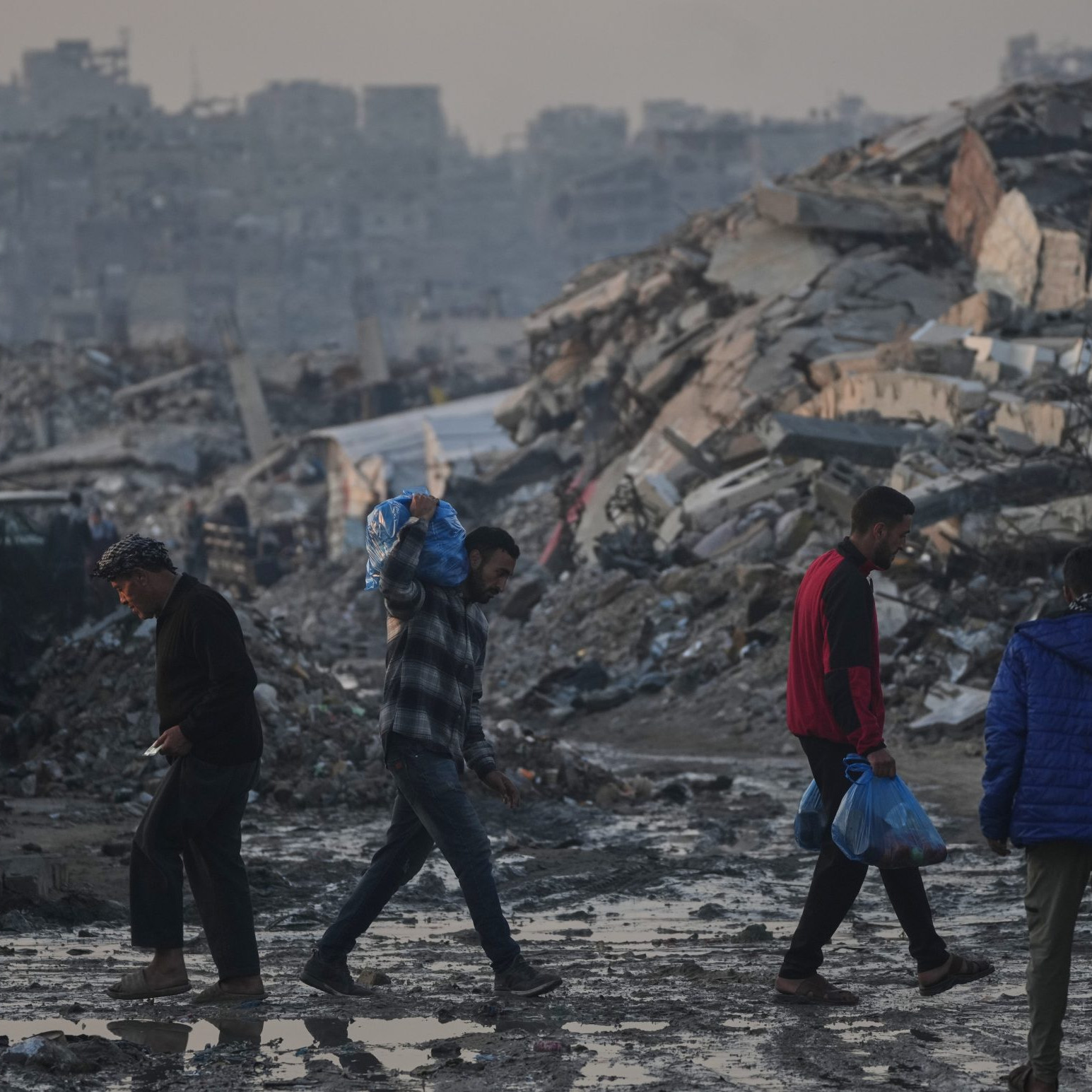 Izraelské útoky v Pásme Gazy si vyžiadali sedem obetí.