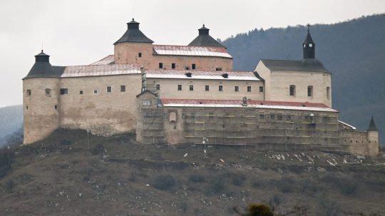 Na snímke hrad Krásna Hôrka.