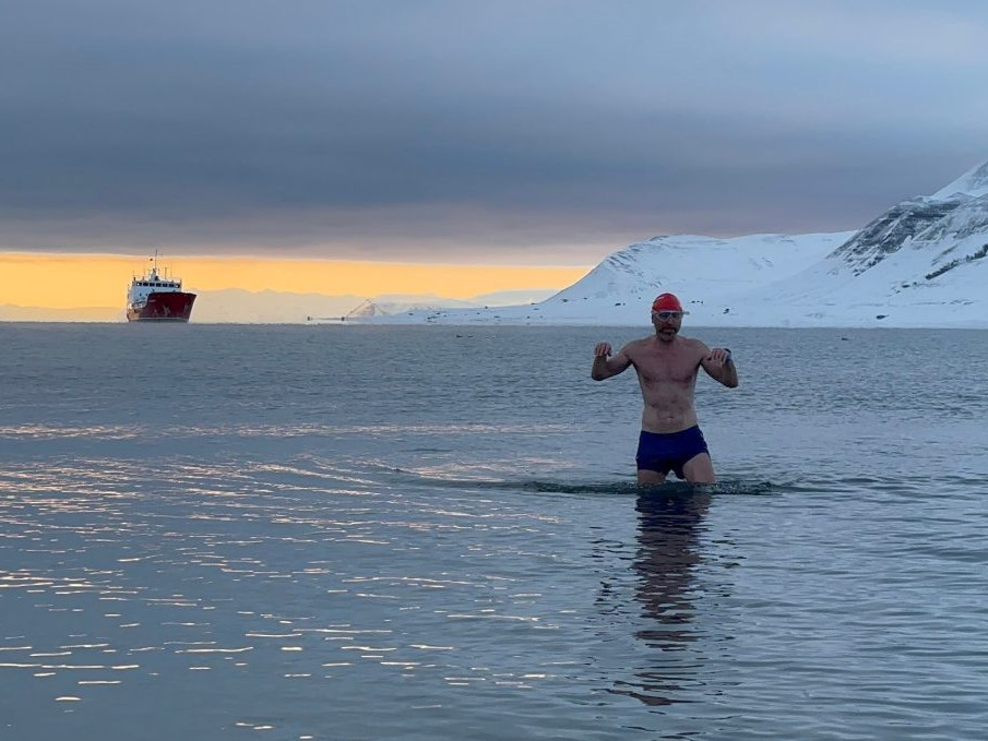 otužilec v Arktíde