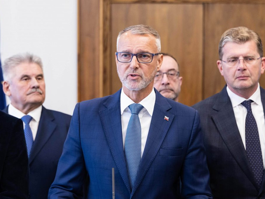 Predseda NR SR Richard Raši (Hlas-SD).