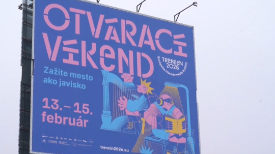 Reklamná kampaň sa dostala aj na plochu na jednej z najrušnejších križovatiek Trenčína.