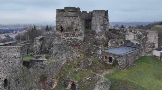 Zrúcanina Levického hradu.