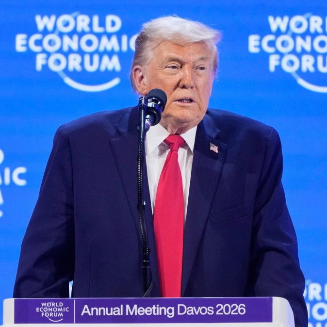 Donald Trump v Davose