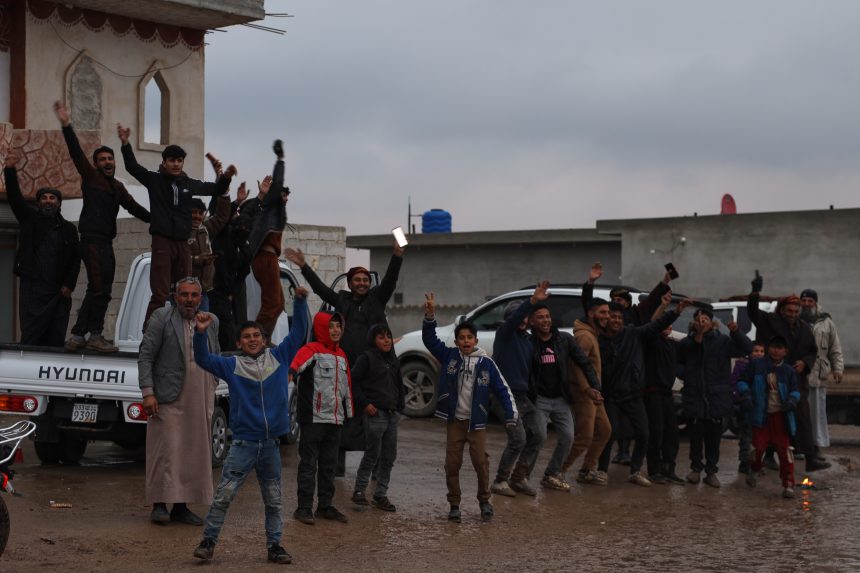 Sýrčania oslavujú prímerie.