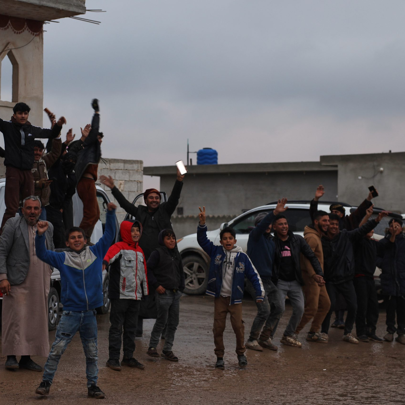 Sýrčania oslavujú prímerie.