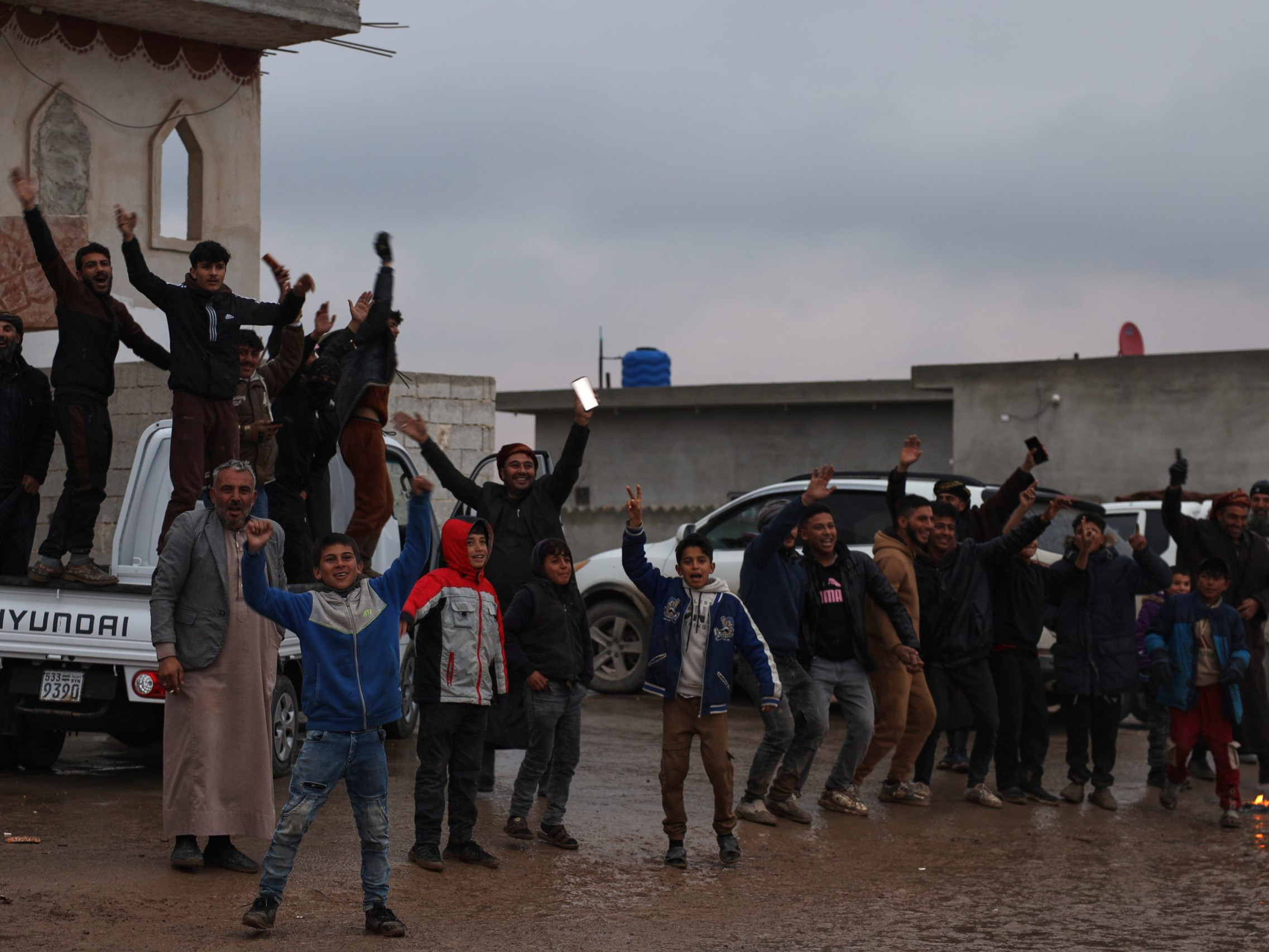 Sýrčania oslavujú prímerie.