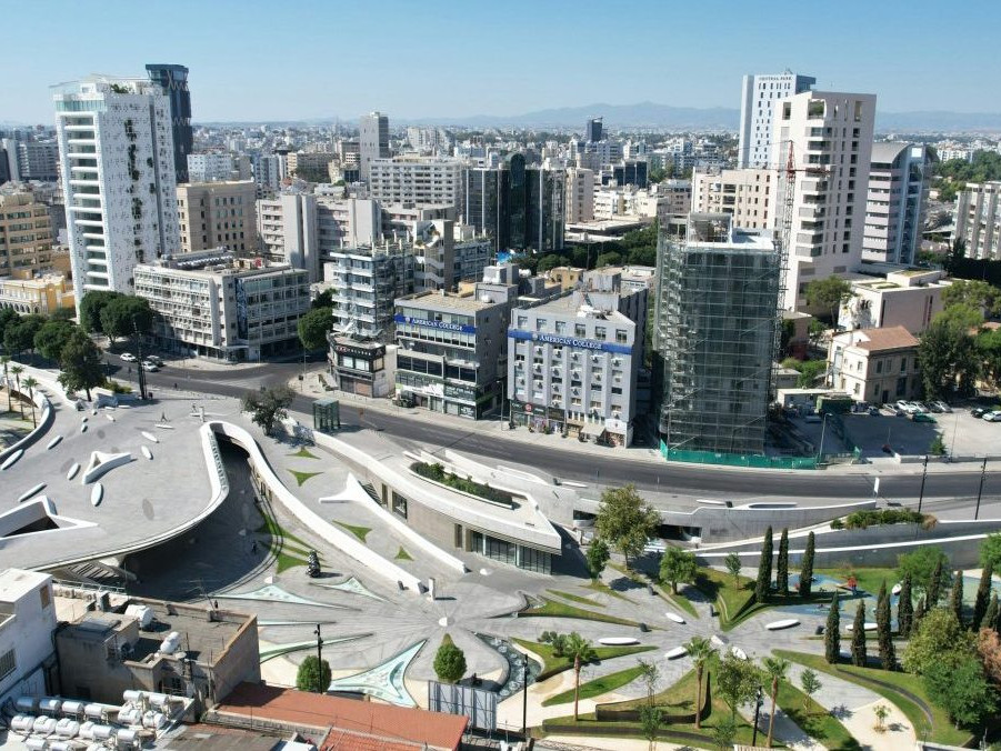 Na ilustračnej snímke pohľad na cyperské hlavné mesto.