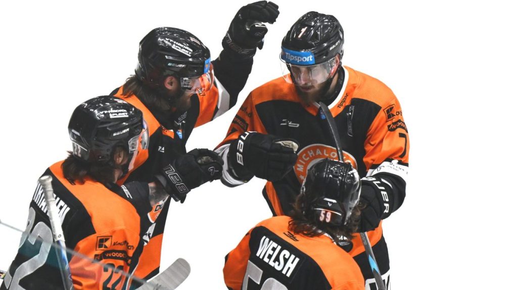 Na snímke radosť hráčov HK Dukla Ingema Michalovce.