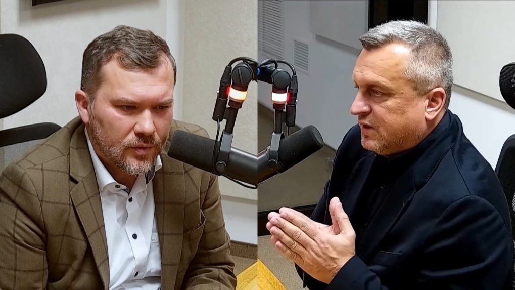 Viliam Karas (KDH) a Andrej Danko (SNS) v diskusnej relácii Sobotné dialógy.