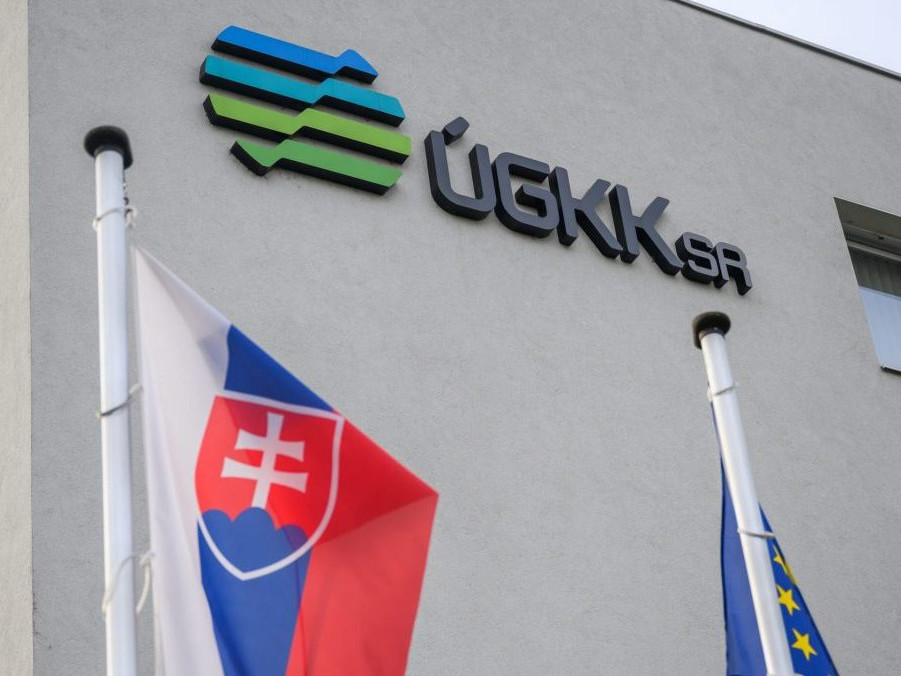 Na ilustračnej snímke logo Úradu geodézie, kartografie a katastra SR v Bratislave.