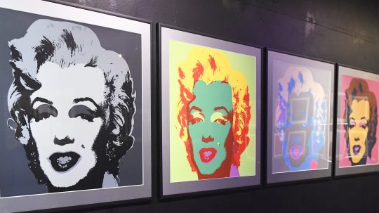 Slávna Warholova séria portrétov Madonny.