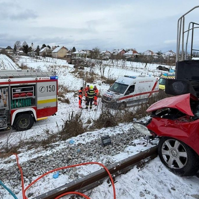 zrážka vlaku s autom