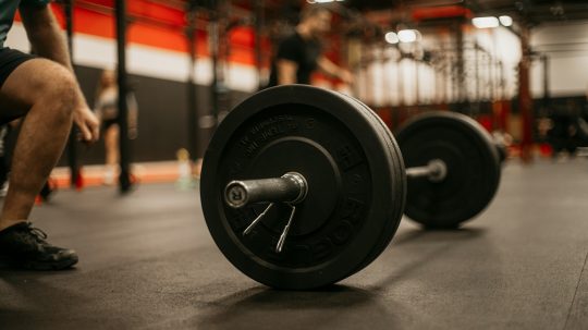 Na snímke je činka v posilňovni.