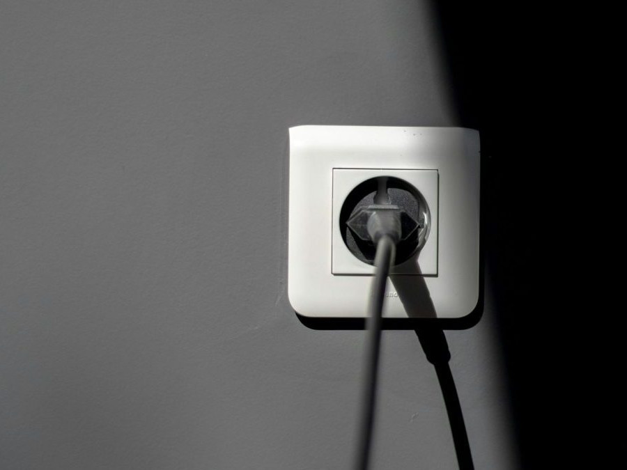 Ilustračná snímka elektrickej zásuvky.