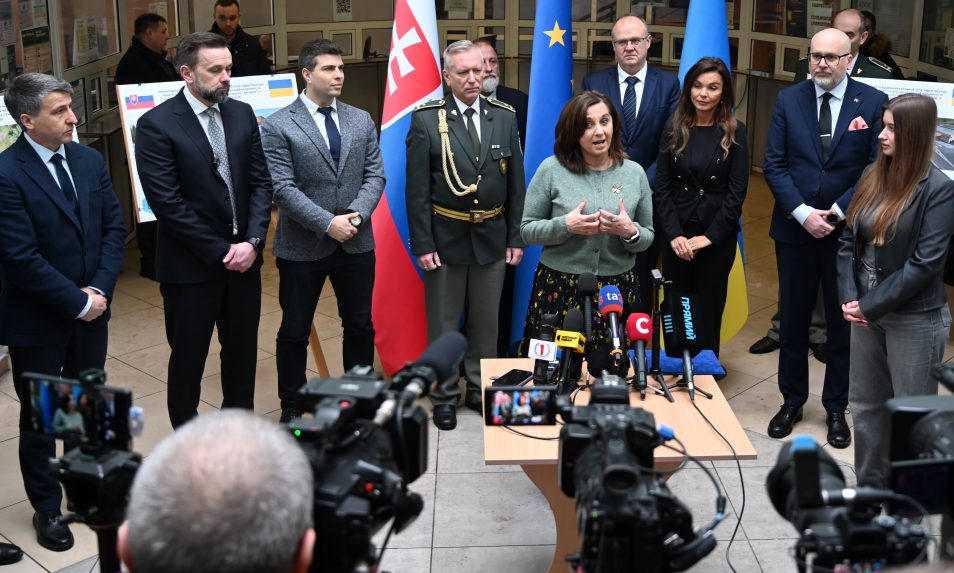 otvorenie pešieho koridoru Užhorod - Vyšné Nemecké