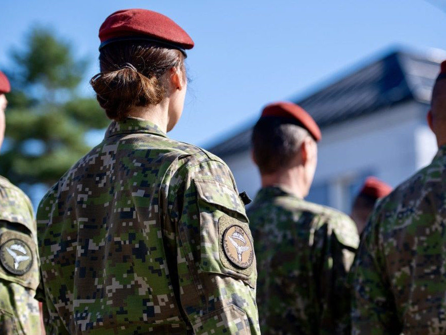 Príslušníci Ozbrojených síl SR.