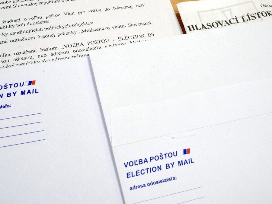 Poštou zo zahraničia sa dá voliť iba v parlamentných voľbách.