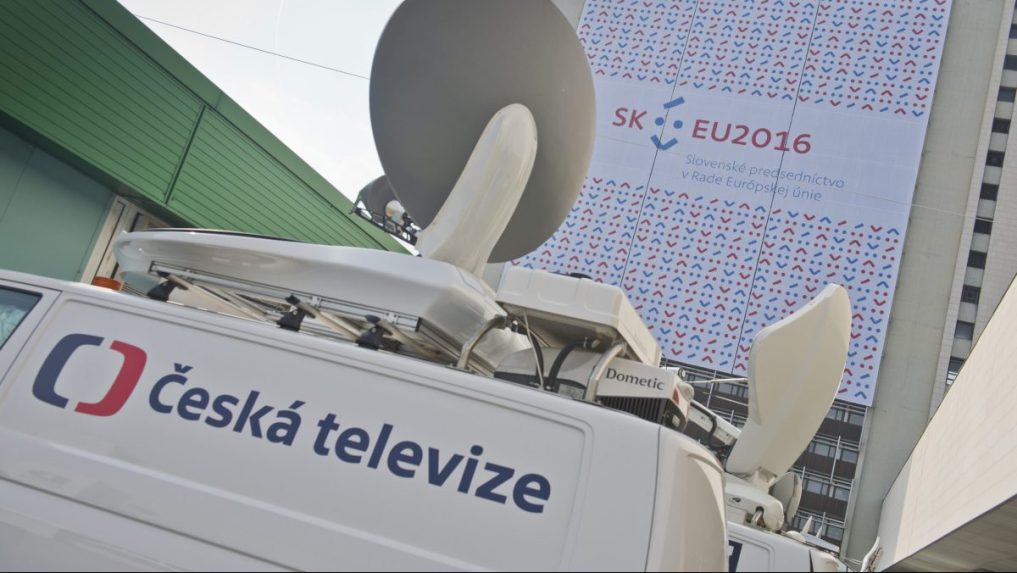 Prenosový voz Českej televízie.