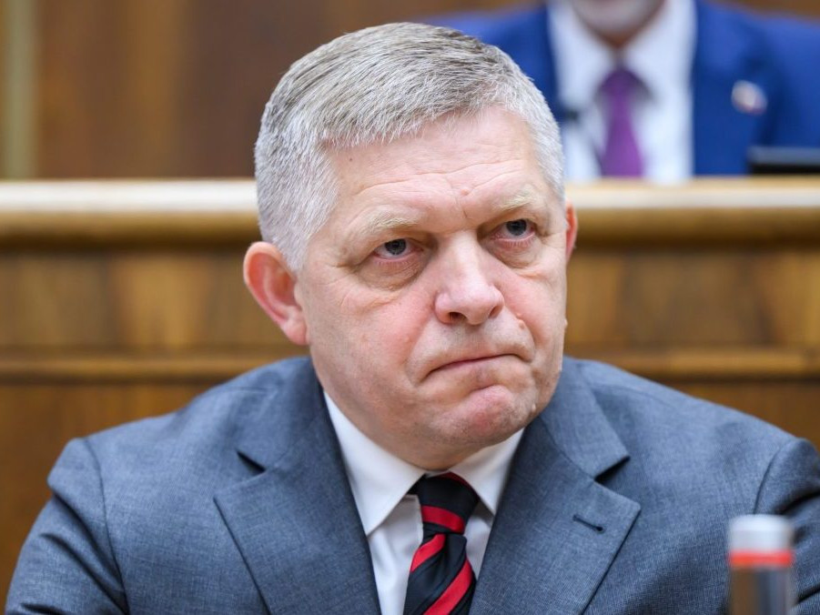 Premiér Robert Fico.