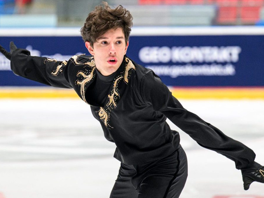 Slovenský krasokorčuliar Adam Hagara.