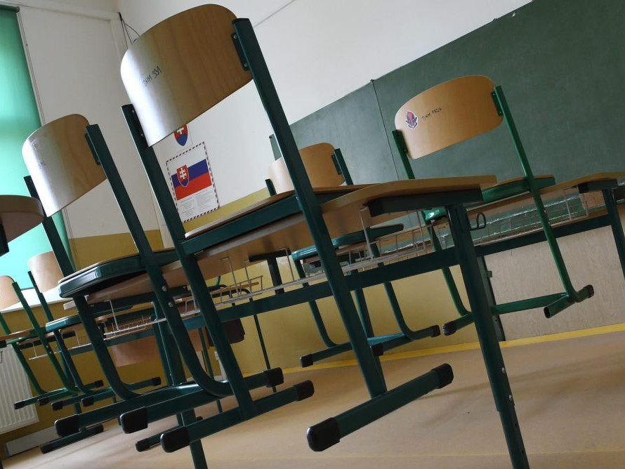 Na ilustračnej snímke školská trieda.