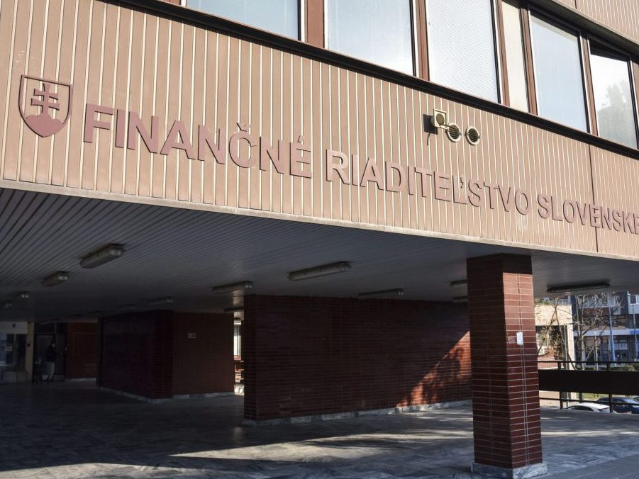 Na ilustračnej snímke budova finančného riaditeľstva.