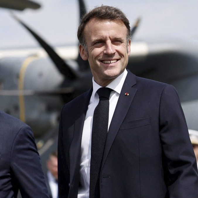 Macronovi sa kráti čas na využitie potenciálu francúzskeho jadrového arzenálu na európsku bezpečnosť