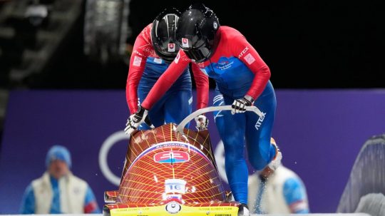 Slovenské bobistky Viktória Čerňanská a Lucia Mokrášová