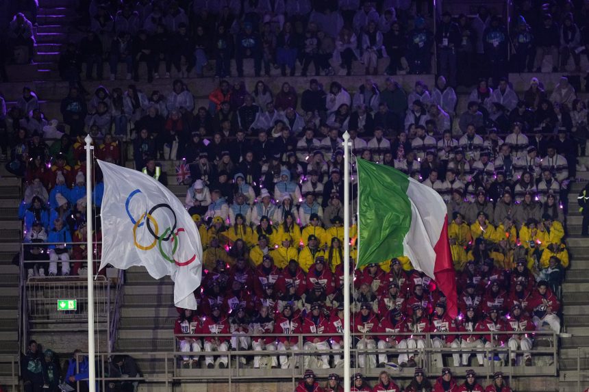 Snímka zo záverečného ceremoniálu ZOH 2026
