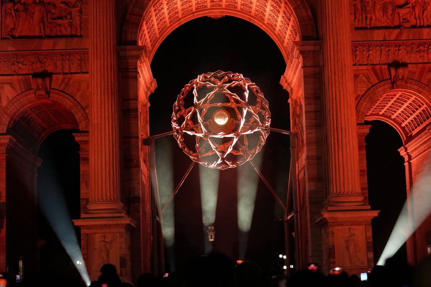 Snímka zo záverečného ceremoniálu ZOH 2026