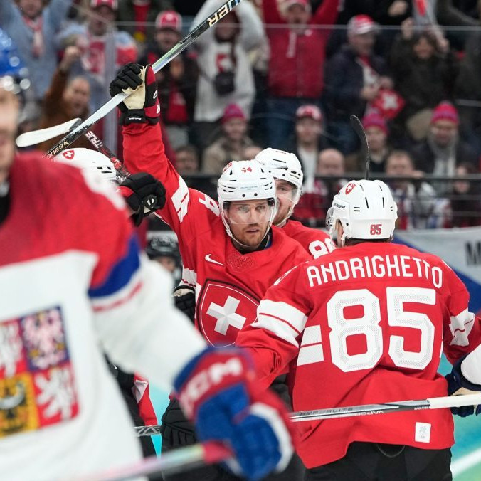 Prvé predĺženie hokejového turnaja ovládli Švajčiari. Česi obsadili v A-skupine napokon tretie miesto
