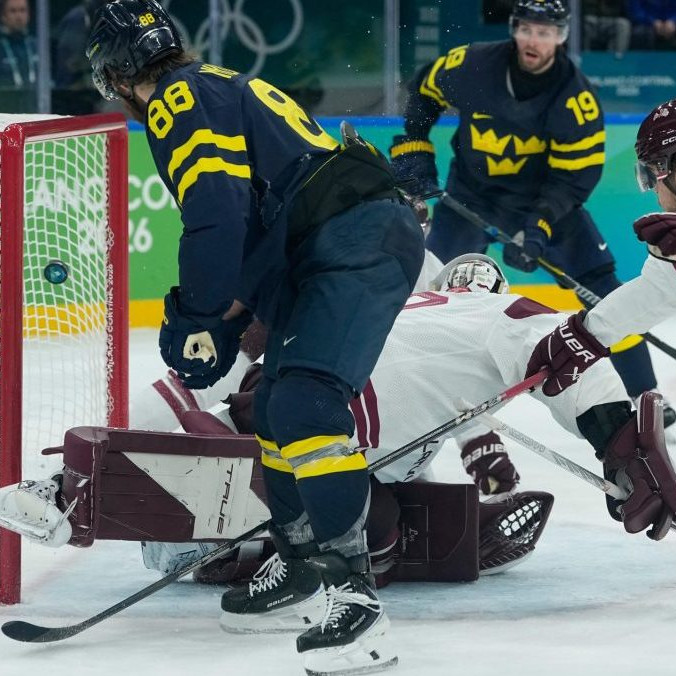 ZOH 2026: Švédi splnili povinnosť, štvrťfinálový súboj zvedú s USA