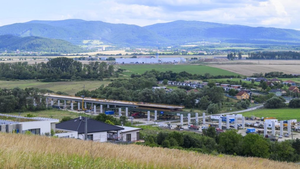 Na snímke druhá etapa R4.