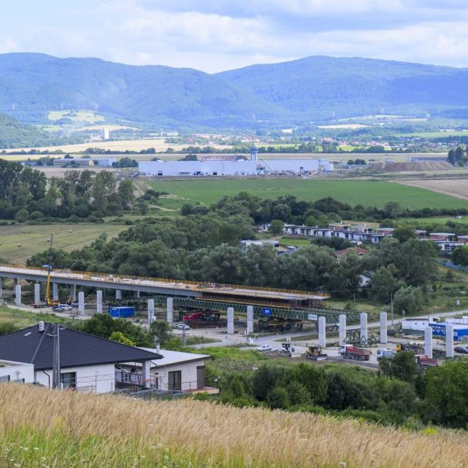 Na snímke druhá etapa R4.