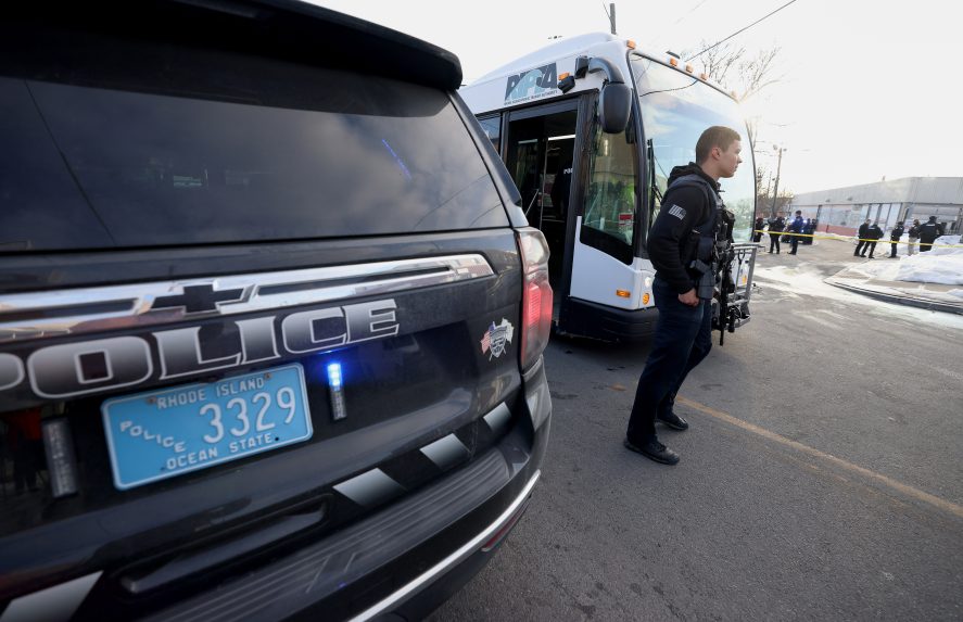 Pol&Atilde;&Acirc;&shy;cia reaguje na stre&Atilde;&Acirc;&frac34;bu na Rhode Islande.
