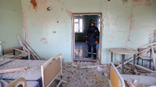 Ruský úder poničil nemocnicu.